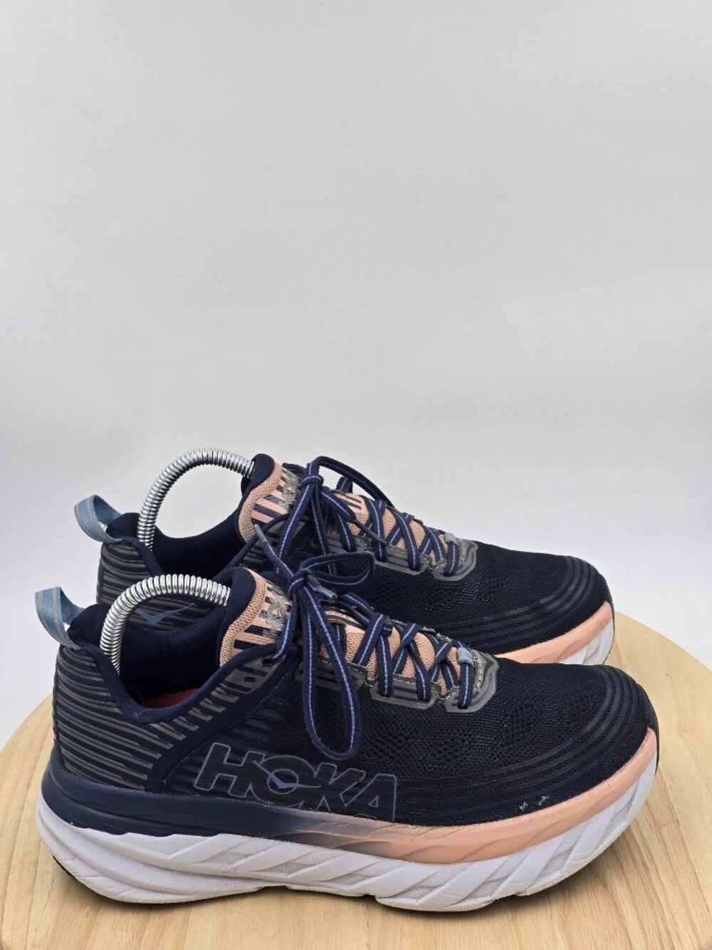 Hoka One One Bondi 6 Running Athletic Shoes Womens sz 8